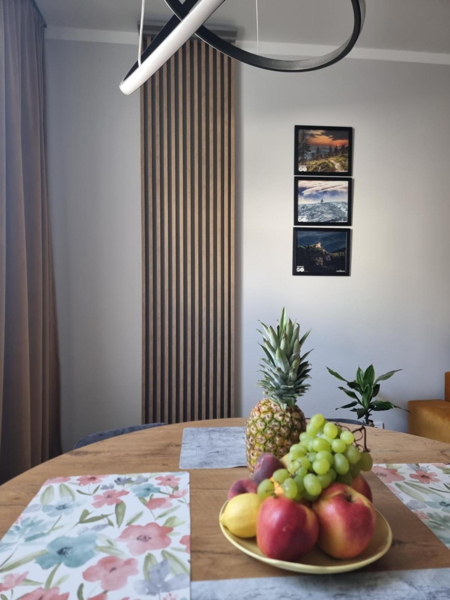 Apartament Lux Lemon Jelenia Góra Kültér fotó